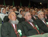 Aşgabatda Halk maslahatynyň mejlisi ýokary guramaçylykly geçirildi