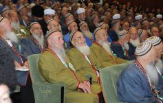 Aşgabatda Halk maslahatynyň mejlisi ýokary guramaçylykly geçirildi