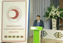 Bagtly geljek üçin göreşenlere tagzym