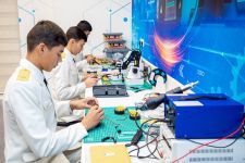 Berdimuhamet Annaýew adyndaky Ýöriteleşdirilen harby mekdebinde robot tehnikasy boýunça ýaryş geçirildi