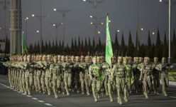 Beýik Ýeňşiň 75 ýyllygy mynasybetli dabaraly harby ýöriş