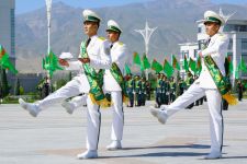 Ganat-per biten bürgütler