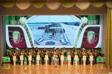 Garaşsyzlygymyzyň gazananlarynyň goragçylarynyň şanyna baýramçylyk konserti geçirildi