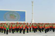 HARBY GULLUKÇYLARYŇ BAÝRAMÇYLYK SOWGATLARY