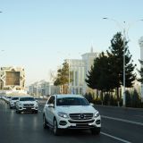 Hormatly Prezidentimiziň adyndan harby we hukuk goraýjy edaralara döwrebap awtoulaglar sowgat berildi