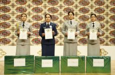 Merdanalygyň nusgasy siz, zenanlar!