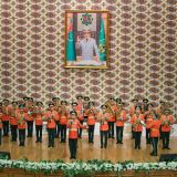 Mertler Watany beýgeldýär