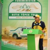 Meýdan mertleri söýýär