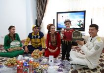 Meýdan mertleri söýýär