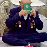 Olar bagtly geljek üçin göreşdiler