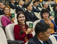 PEDERLERIMIZIŇ YNSANPERWER ÝÖRELGELERI MYNASYP DOWAM ETDIRILÝÄR