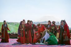 «Rowaçlanýan ilime pasly bahar – ýaz geldi»