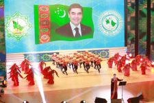 Şa serpaýyňyz gutly bolsun, Watan goragçylary!