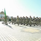 Şanly toýda harby kuwwatymyzyň dabaralanmasy