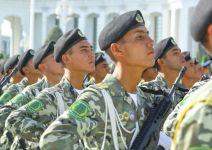 Şanly toýda harby kuwwatymyzyň dabaralanmasy