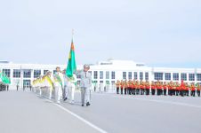 Uçurymlar,  ýollaryňyz ak bolsun!