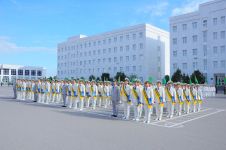 Uçurymlar,  ýollaryňyz ak bolsun!