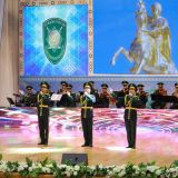 Watan goragçylarynyň baýramçylyk sowgady