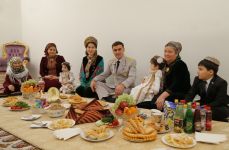 Watan toýy täze jaýda