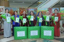 Watany goraýan zenan «Ýylyň zenany» bäsleşiginiň ýeňijisi