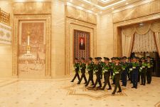 Watanyň wepaly ogly Berdimuhamet Annaýewiň heýkeline gül goýmak çäresi geçirildi