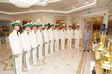 Watanyň wepaly ogly Berdimuhamet Annaýewiň heýkeline gül goýmak çäresi geçirildi