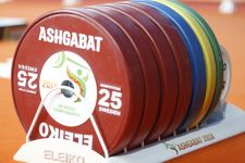 Ýaryşlar badalga aldy