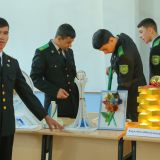 Ýaş watançylaryň mekdep taslamalarynyň ilkinji sergisi