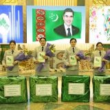 «Ýylyň watançy zenany» adynyň eýeleri