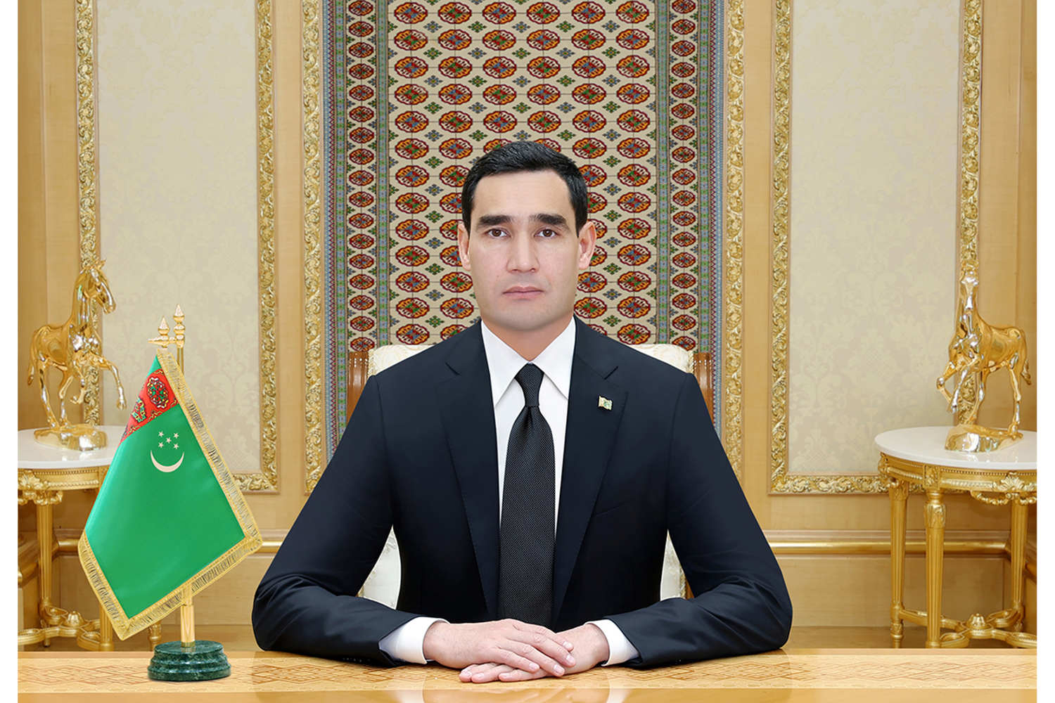 Arkadagly Gahryman Serdarymyz Endo Toşiakini kabul etdi