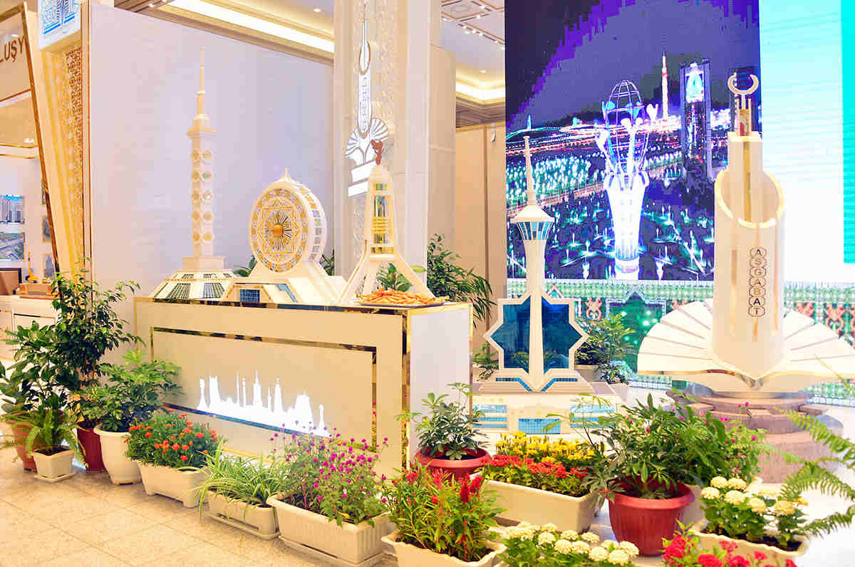 Aşgabatda halkara sergi we maslahat geçirildi