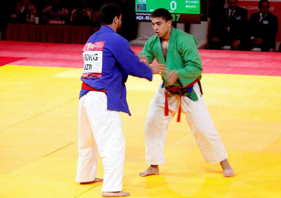 Aziýa oýunlarynda kuraş göreşi boýunça bäsleşikler tamamlandy