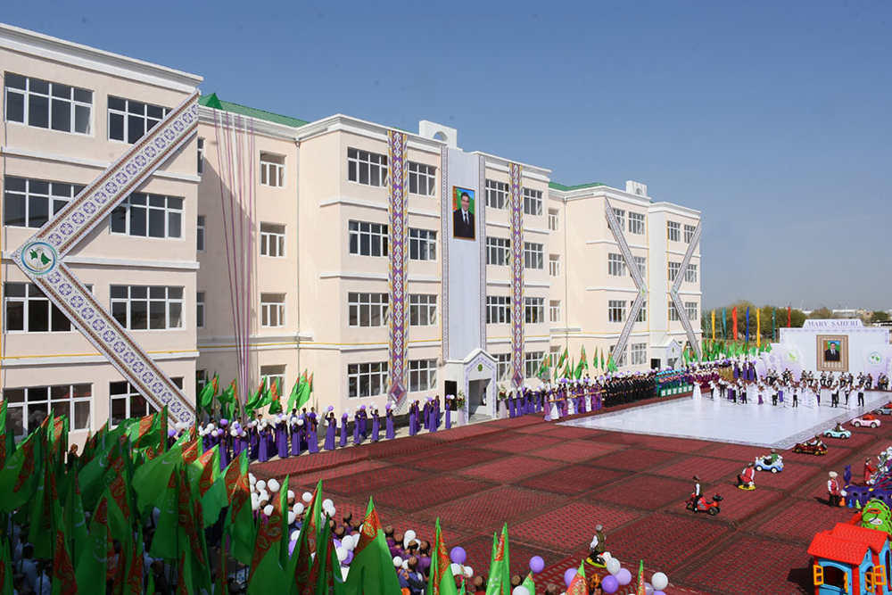 Baýramçylygyň öň ýanynda Mary welaýatynda täze binalar açyldy