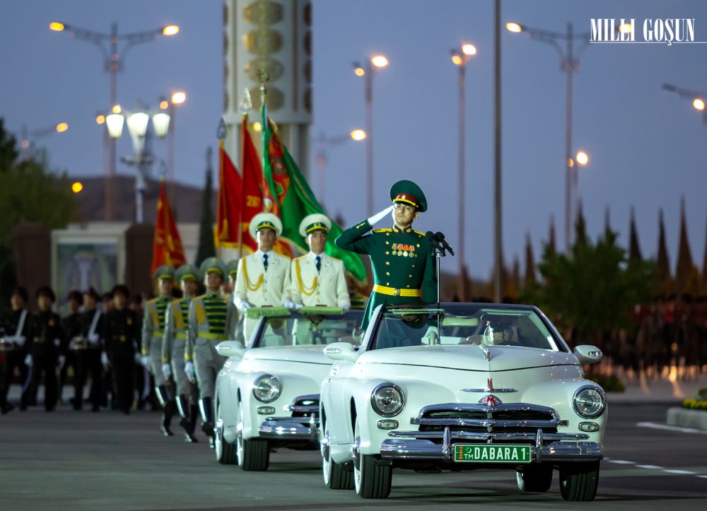 Анасы мен қызы онлайн орыс порно