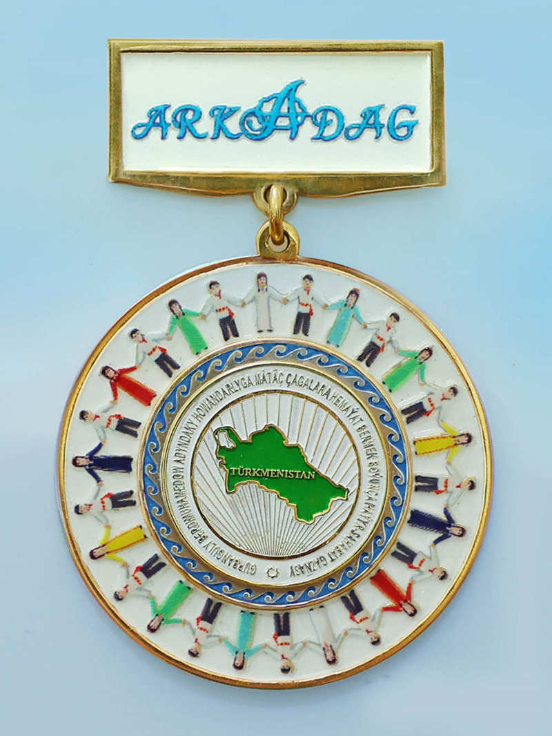 Daşary ýurt raýatlary Türkmenistanyň Arkadag medaly bilen sylaglanyldy