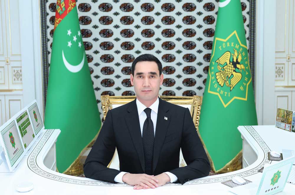 Döwlet Baştutanymyz Aşgabatda «Ýylyň türkmen edermen alabaýy» atly halkara bäsleşigini geçirmegi belledi