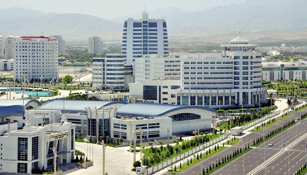 Döwlet gullugy akademiýasynyň täze binalar toplumyny «Baýly-Gurluşyk» HK-sy bina eder