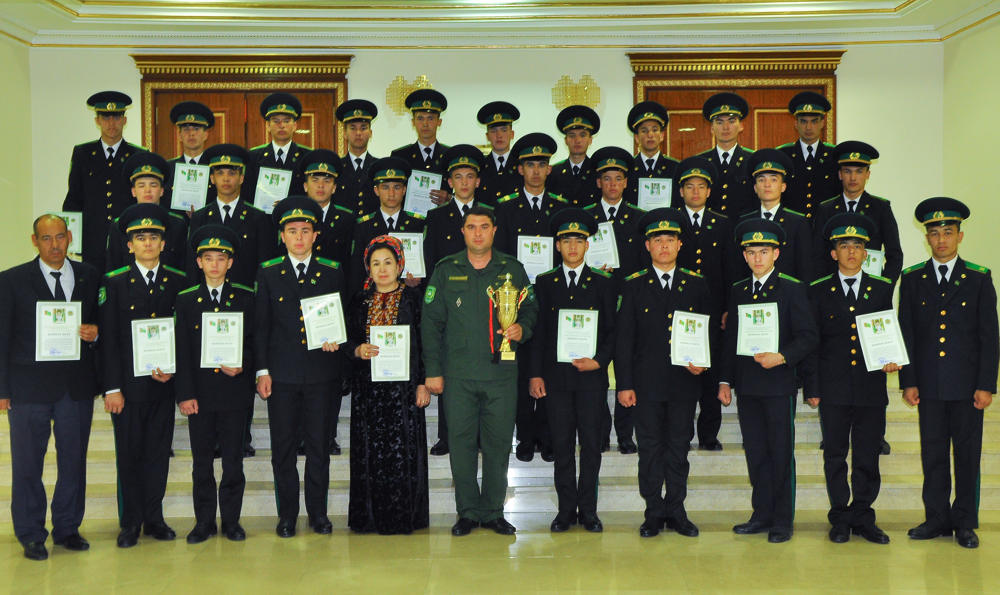 «Ezber ýaş watançy»