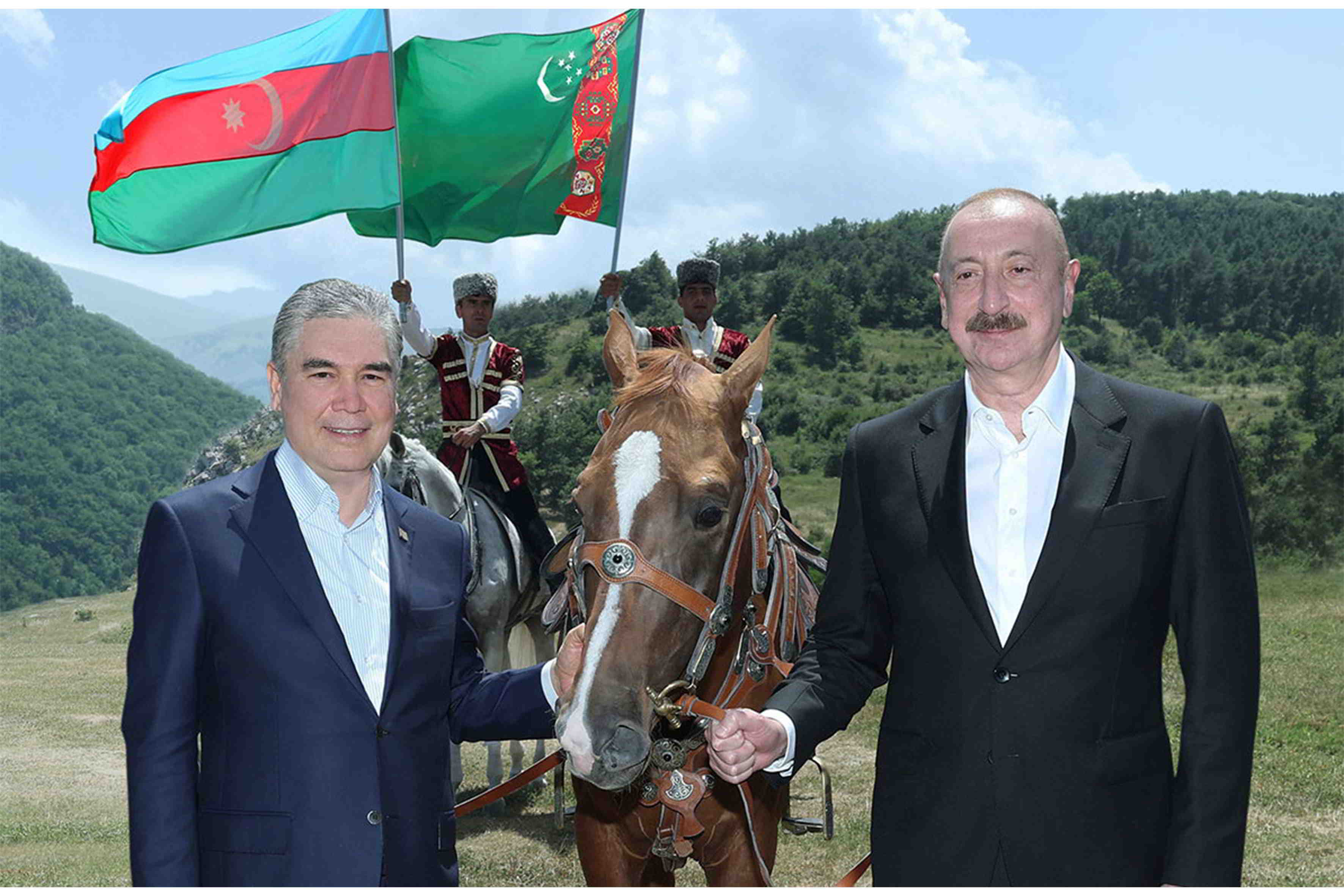 Gahryman Arkadagymyzyň Azerbaýjan Respublikasyna sapary tamamlandy