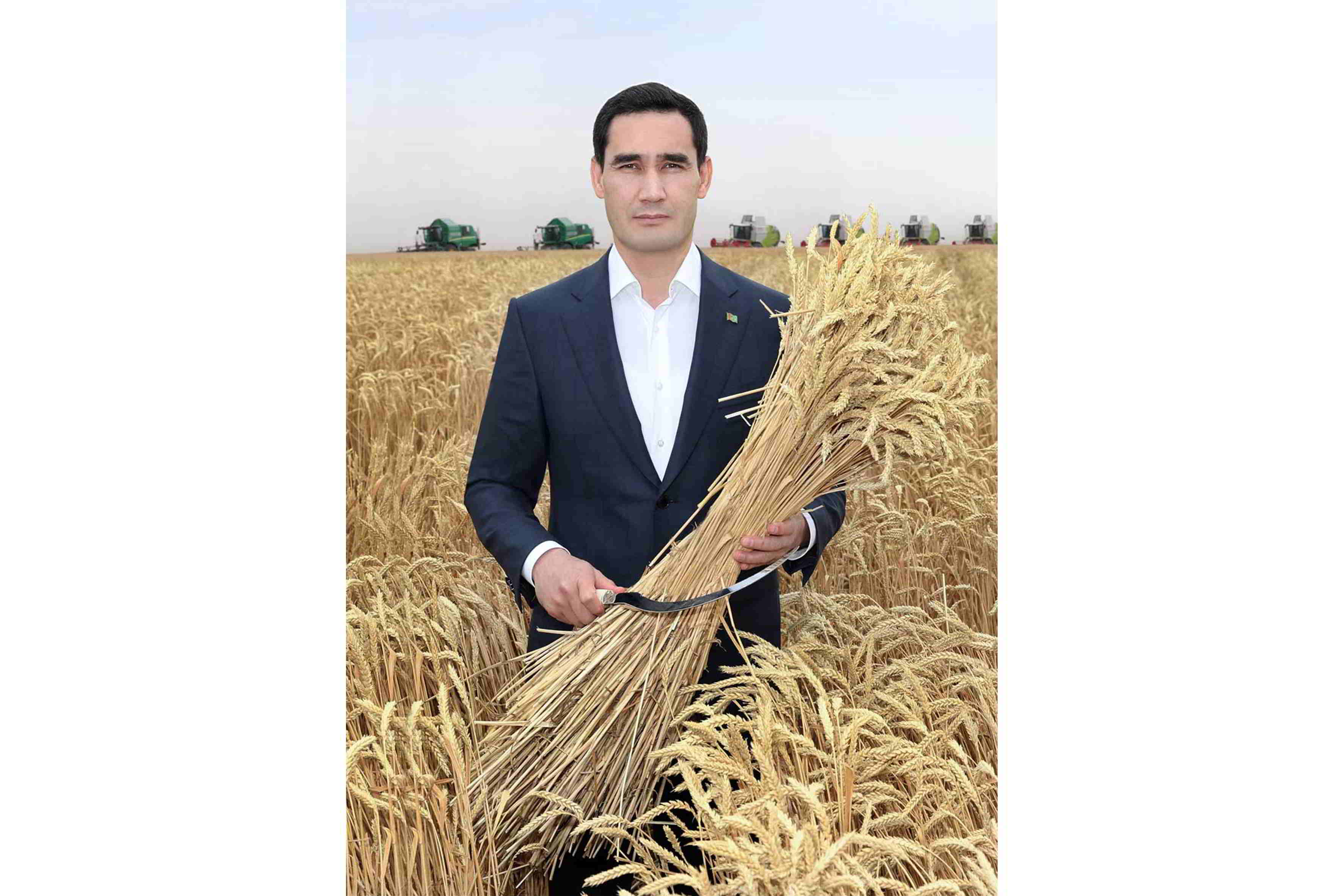 Garaşsyz, hemişelik Bitarap Türkmenistanyň edermen gallaçylaryna we ähli oba hojalyk işgärlerine