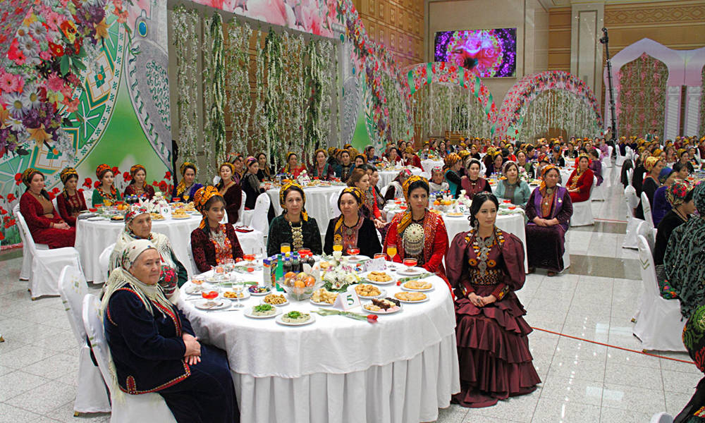 Halkara zenanlar güni mynasybetli dabaralar