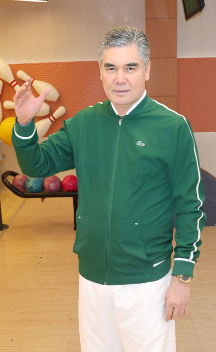 Hormatly Prezidentimiz Gurbanguly Berdimuhamedow atçylyk toplumyna we Olimpiýa şäherjigine bardy