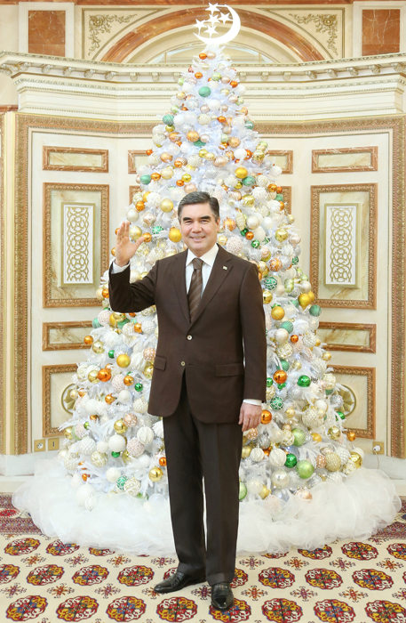 Hormatly Prezidentimiz Gurbanguly Berdimuhamedow Täze ýyl gutlaglaryny kabul etdi