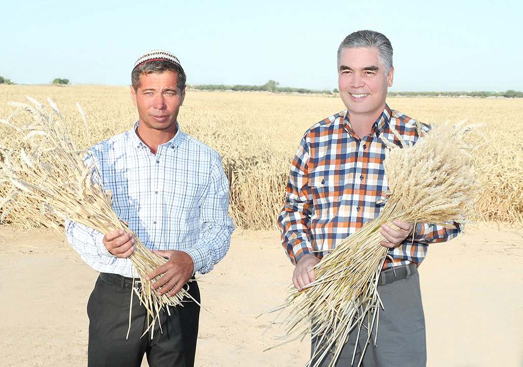 Hormatly Prezidentimiz Gurbanguly Berdimuhamedowyň Lebap welaýatyna iş sapary