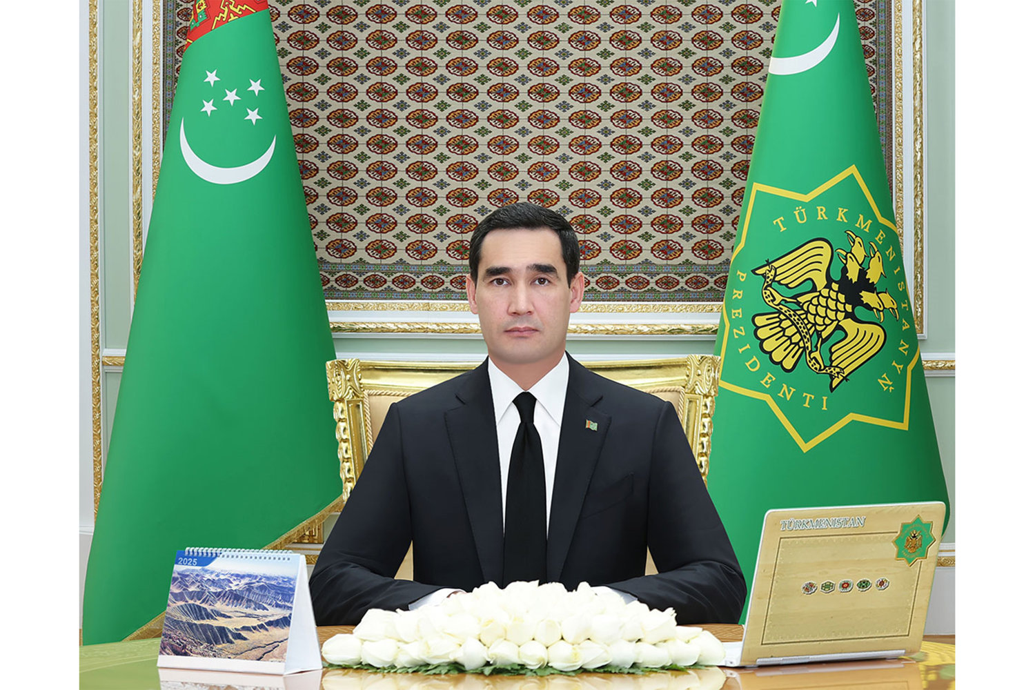 Hormatly Prezidentimiz iş maslahatyny geçirdi