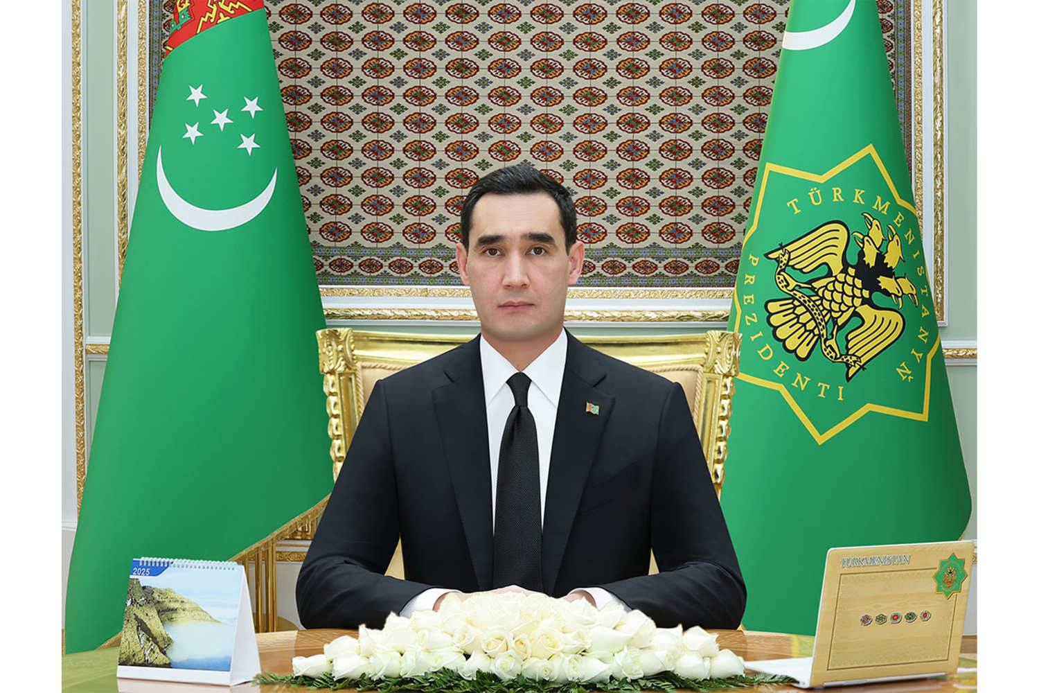 Hormatly Prezidentimiz iş maslahatyny geçirdi