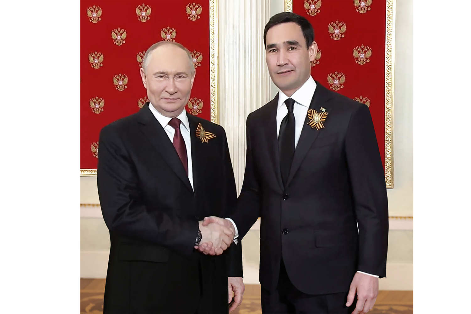 Hormatly Prezidentimiz Ýeňiş güni mynasybetli Moskwada geçirilen dabaralara gatnaşdy