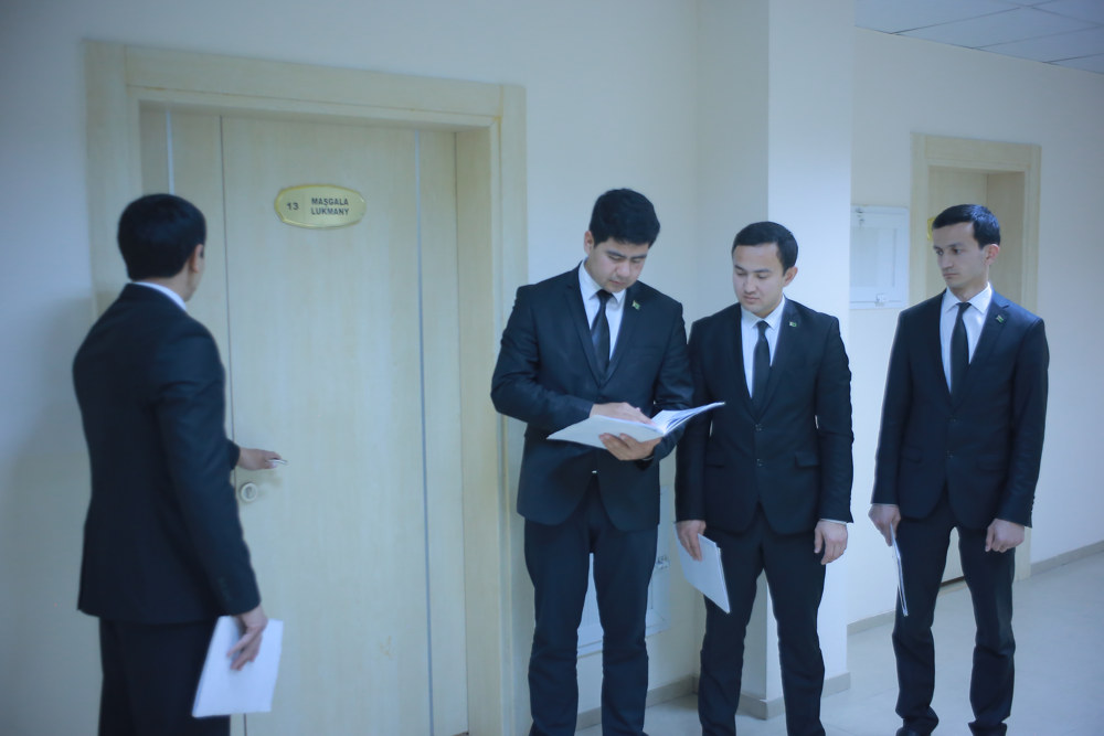 Lebapda çagyryş möwsüminiň gyzgalaňy