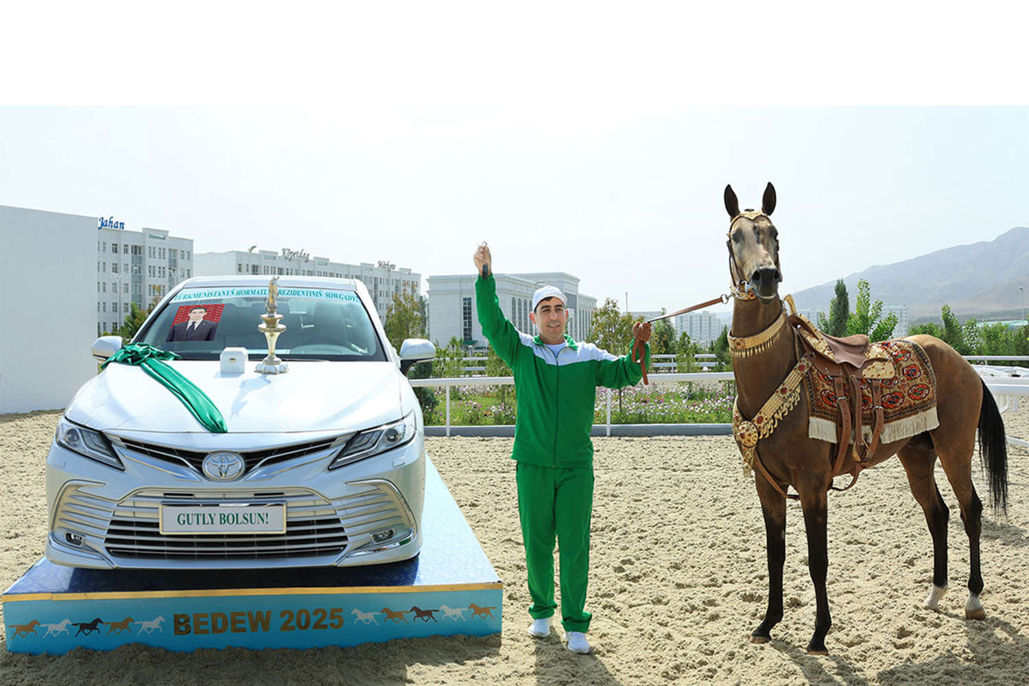 Meleguş – «Ýylyň iň owadan ahalteke bedewi»