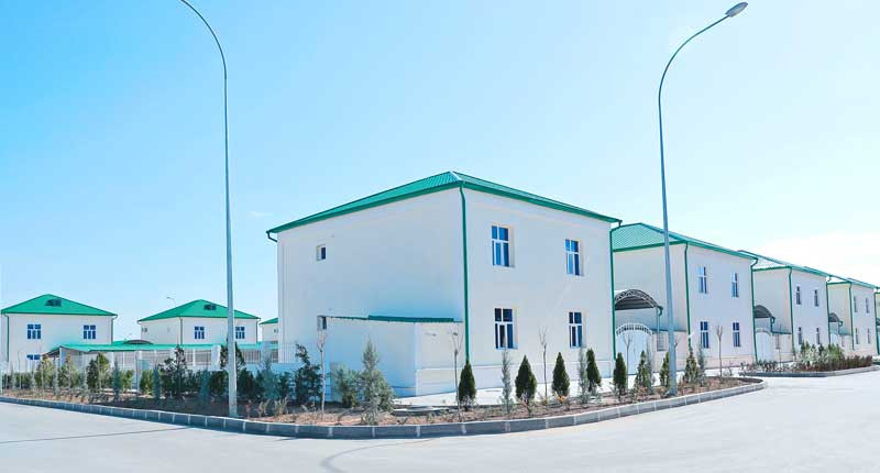 Milli Liderimiz welaýatlarda gurulýan ýaşaýyş jaýlarynyň gurluşygyna berk gözegçilik etmegi tabşyrdy